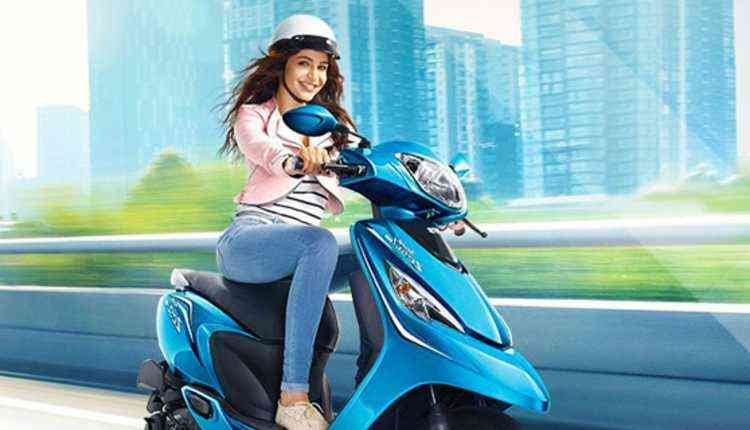 Hyderabad Girl Learning Scooty Riding